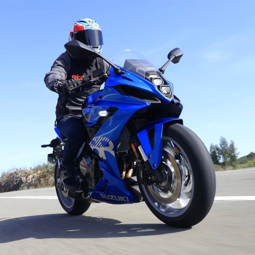 Thumbnail for ‘Sublime’ Suzuki GSX-8R Wins MCN Shootout