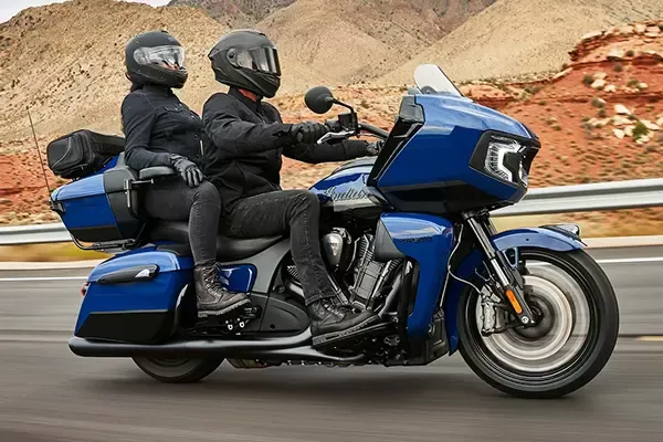 2025 Indian Motorcycle Indian Pursuit Dark Horse