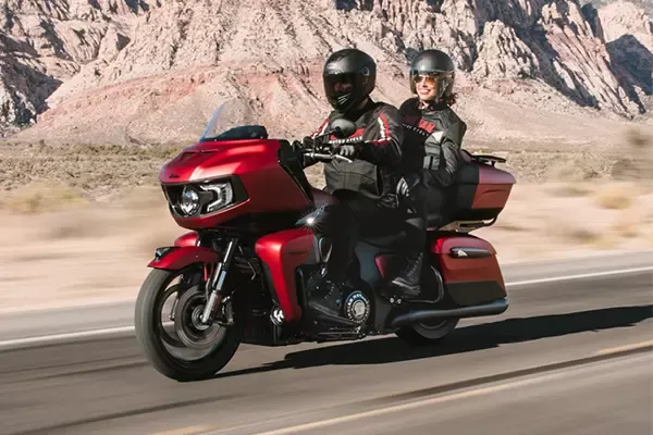 2025 Indian Motorcycle Indian Pursuit Dark Horse with 112 Package